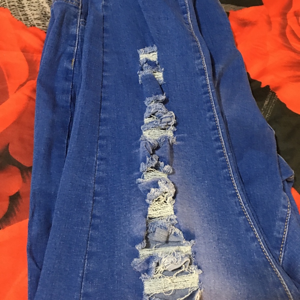Pants - Picture 8 of 9